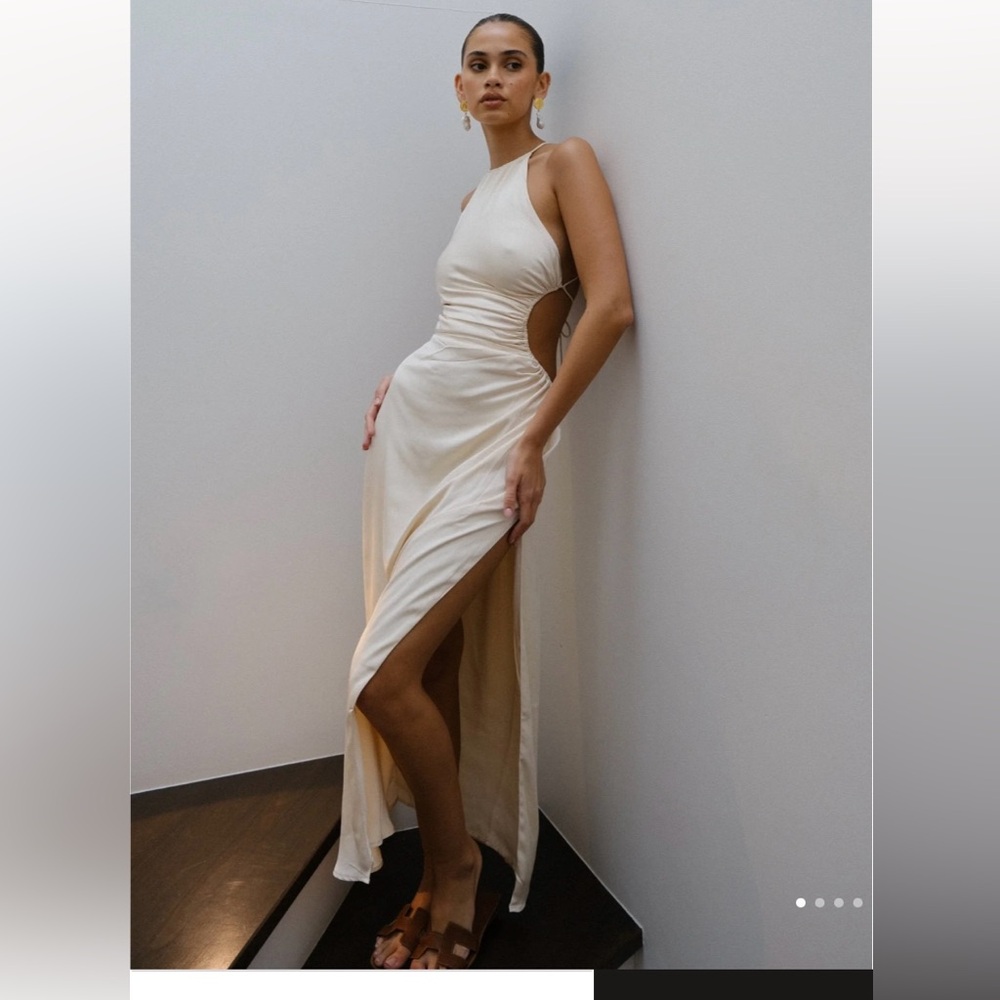 Mekhi Rosalina Cut Out Maxi Dress - Great Bridal outfit